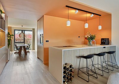 Keukens Assen oranje-keuken-modern